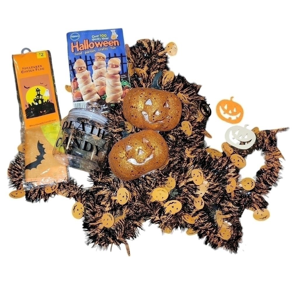 5/$25 Halloween Decor Pumpkins, garland, garden flag, Vintage Pillsbury book